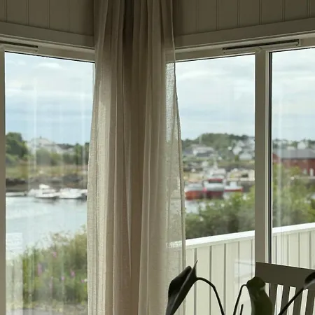 Waterfront With Mountain Views In Ballstad