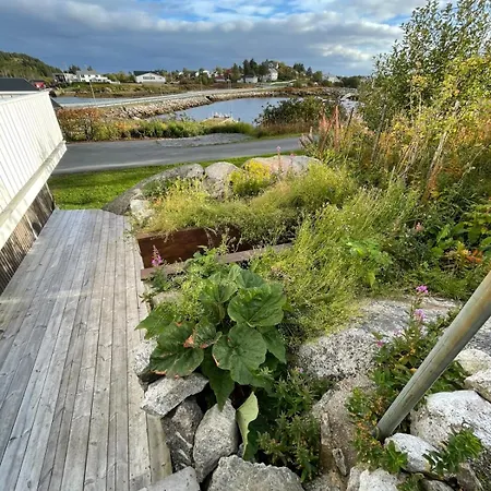 Waterfront With Mountain Views In Ballstad Vestvagoy